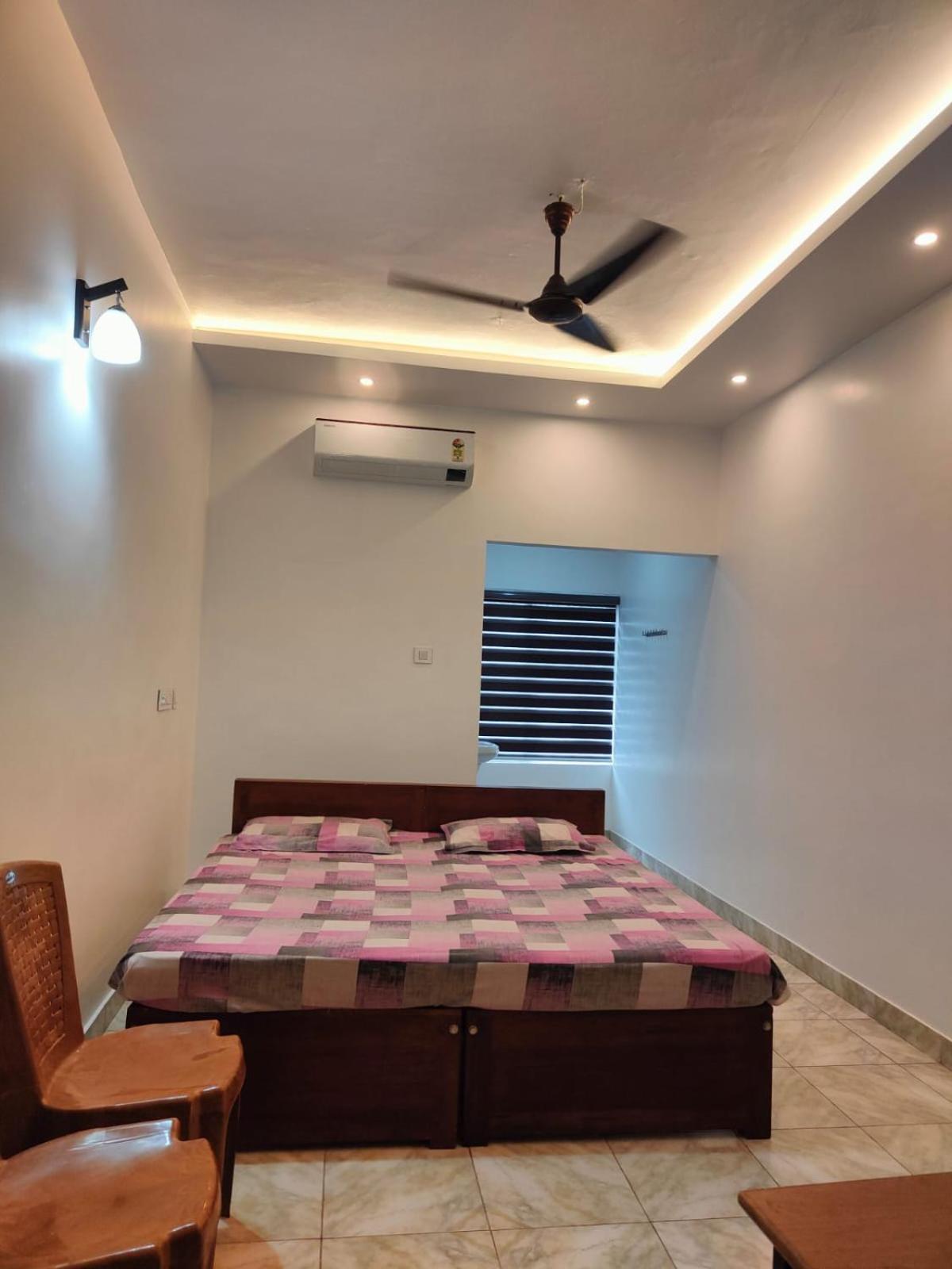 Thekkumpuram Tourist Home Malappuram Exterior photo