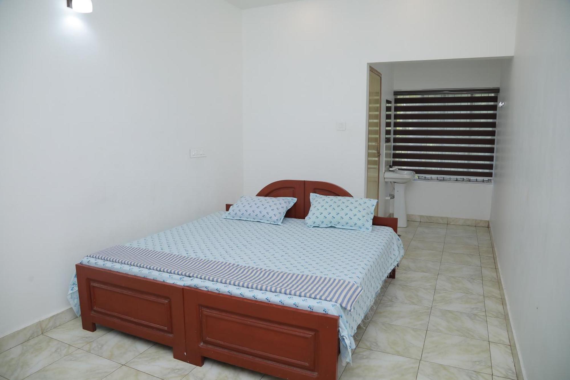 Thekkumpuram Tourist Home Malappuram Exterior photo